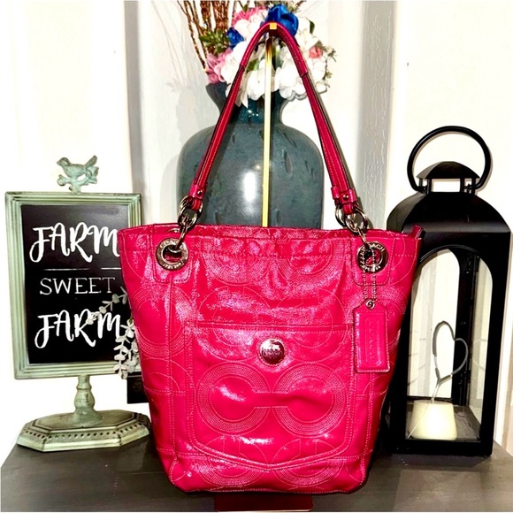 Coach Handbags - COACH 2009 Alex Op Art Patent Leather Pink / Silver Tote w large hangtag - EUC